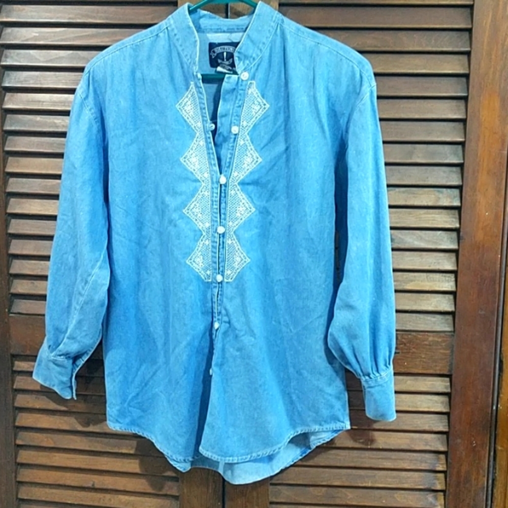 Vintage Solutions Denim Shirt Blouse Top with Embroidery Size Medium